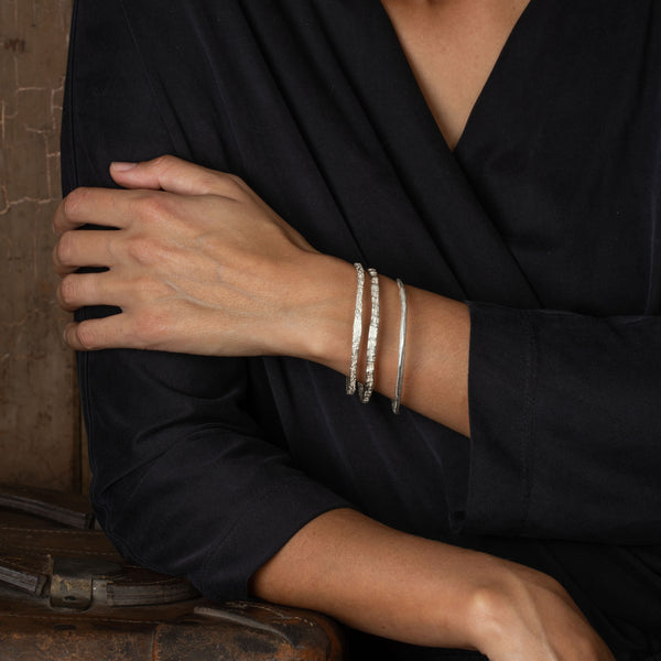 Cartier hot sale bangle stack