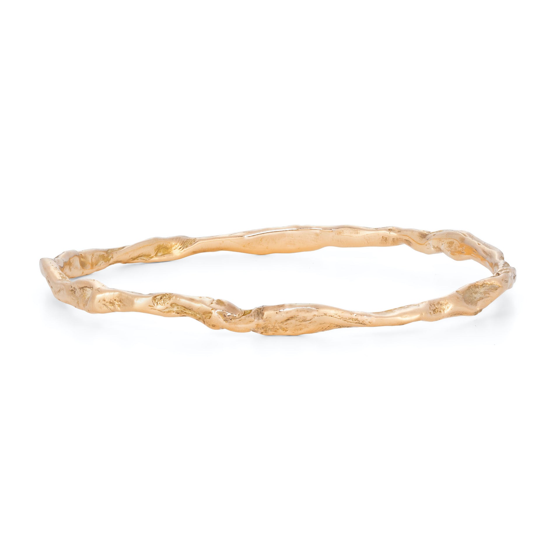 An artful bangle in 18ct rose gold 